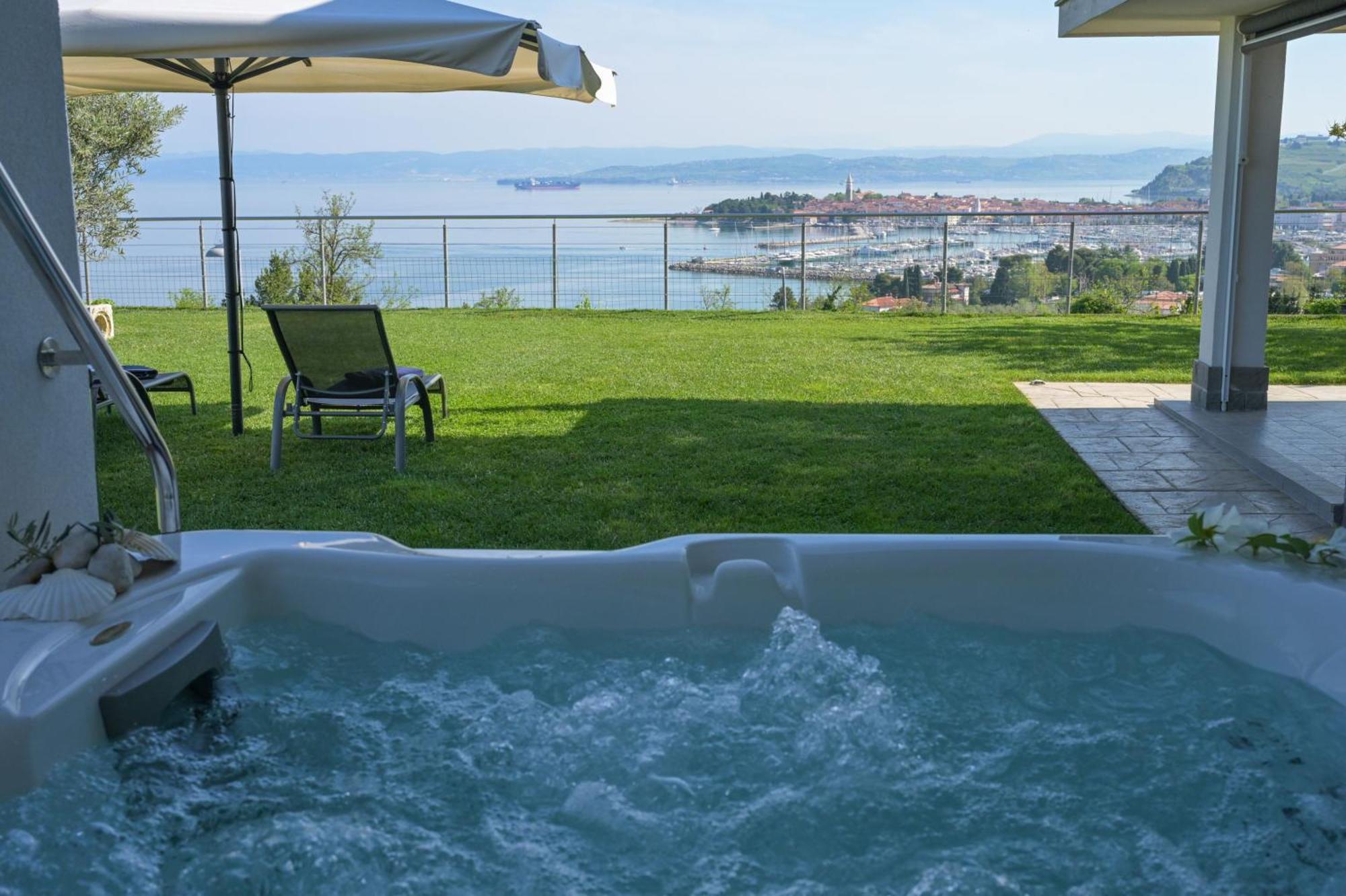 Apartma Bellavista Izola Eksteriør billede